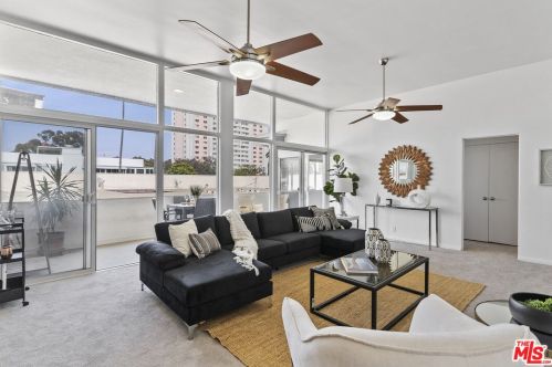 519 California Ave, Santa Monica, CA 90403-3944