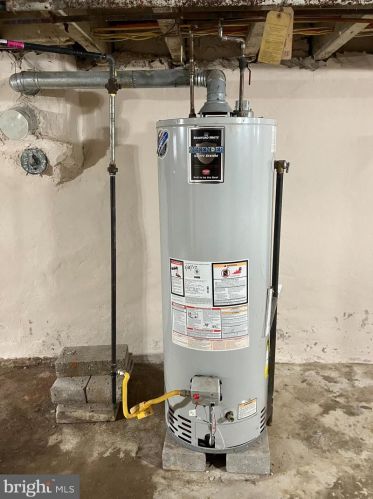 5705 Baltimore Ave, Philadelphia PA 19143-2717 exterior