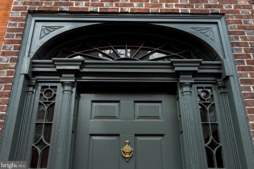 231 Orange St, Lancaster PA  17602-2914 exterior