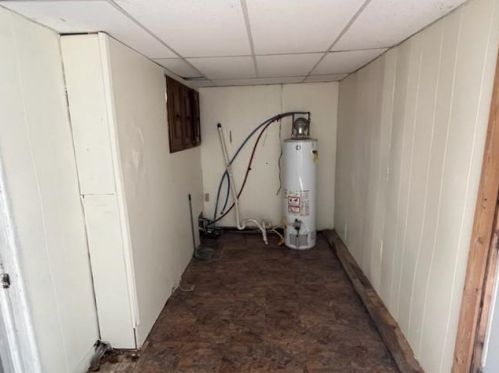 1645 40 Ave, Gary IN 46408-2404 exterior