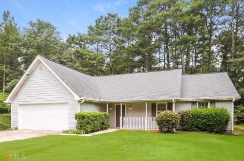 1625 Hidden Shoals Dr, Conyers GA  30013-5211 exterior