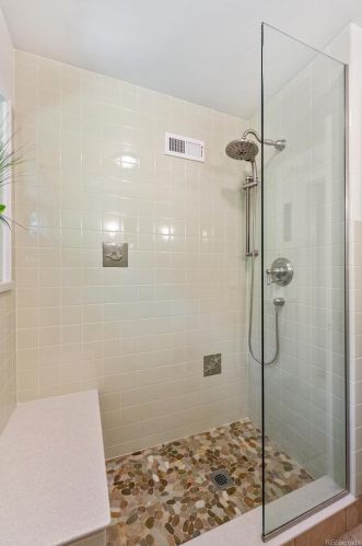 1050 Amherst Ave, Englewood CO 80113-1756 exterior