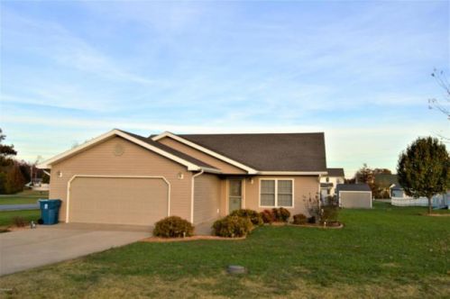 11292 Nora Ln, Carterville, IL 62918-1758