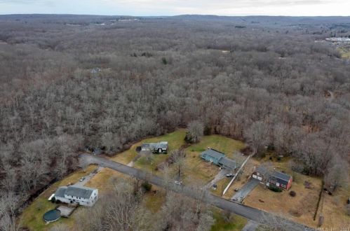 59 Salem Ridge Dr, Colchester CT  06420-3620 exterior