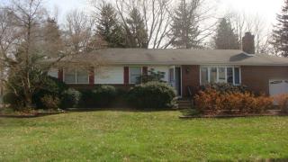 7 Colony Dr, Trenton NJ  08619-1001 exterior
