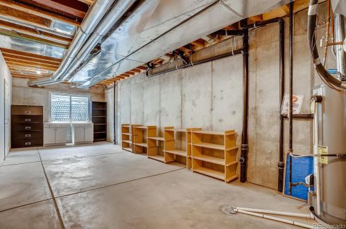 13857 Chenango Dr, Aurora CO 80015-3904 exterior