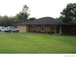 7433 Heather Dr, Claremore, OK 74019-2280