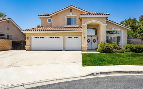 1051 Quasar Ct, Simi Valley, CA 93065-6400