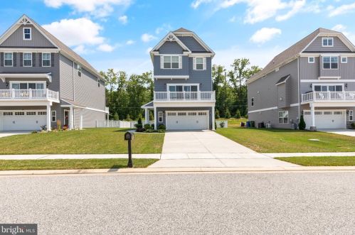 353 Marina Ave, Aberdeen, MD 21001-4204