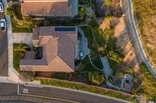 16849 Ridge Cliff Dr, Riverside CA  92503-0251 exterior