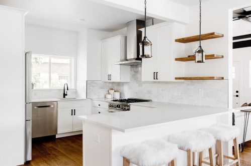 2203 Grape St, Denver CO  80207-3838 exterior