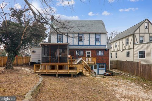 8401 Cedar St, Silver Spring MD 20910-4324 exterior