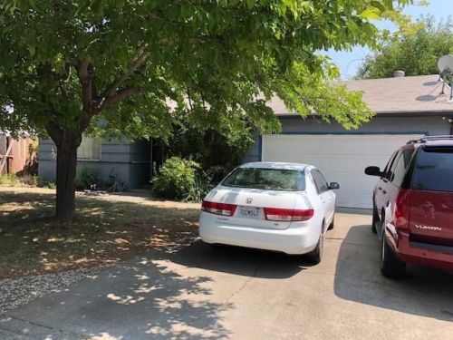 6116 Walnut Ave, Citrus Heights, CA 95662-4827