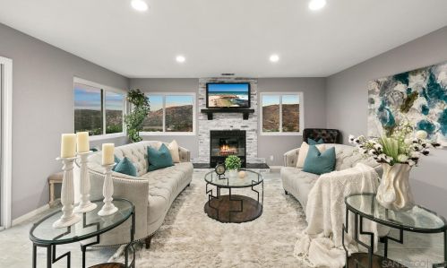 22455 Jans Oak Vw, Ramona, CA 92065-4409