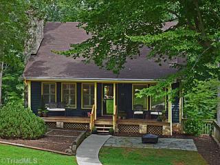 573 Neal Rd, Ellisboro, NC 27025-8139