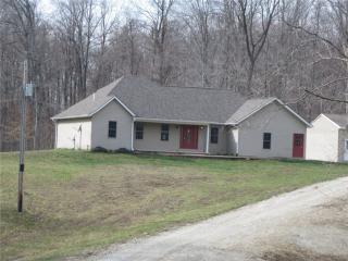 200 Wooded Hills Dr, Greencastle IN  46135-8315 exterior