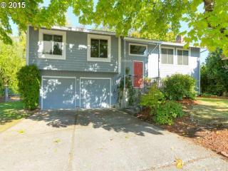 39505 Barker Ct, Sandy, OR 97055-8394