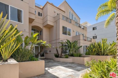 1018 4th St, Santa Monica CA  90403-6126 exterior