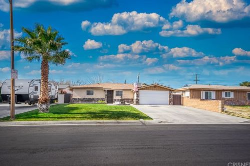 44951 16th St, Lancaster, CA 93534-2134