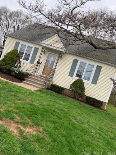 16 Taunton St, Southington, CT 06489-3724