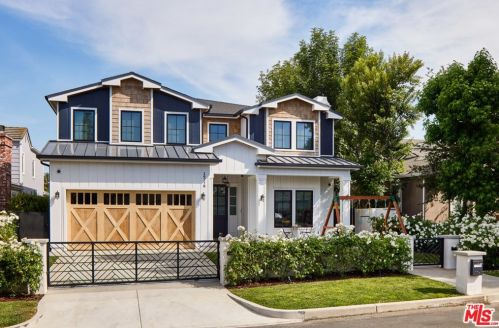 16776 Addison St, Van Nuys, CA 91436-1056