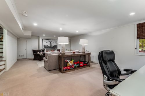 445 Highbrook Dr, Atlanta GA  30342-2316 exterior