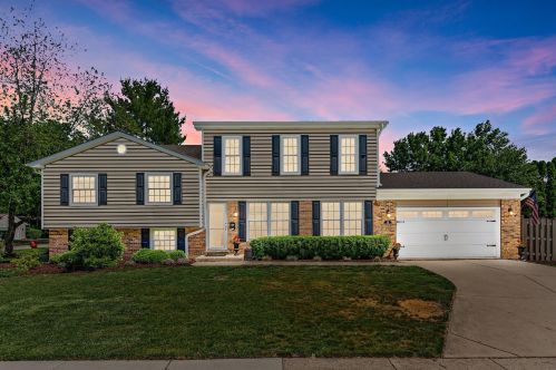 174 Farmgate Ln, Palatine, IL 60067-3422
