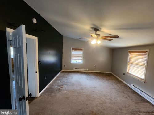 1112 Conservation Dr, Hedgesville WV  25427-5446 exterior