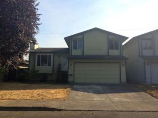 14844 Graham St, Portland, OR 97230-4545