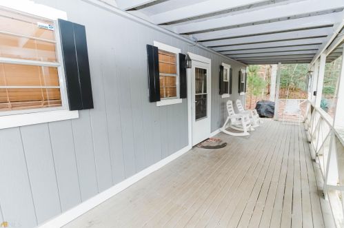 12 Rose Ct, Ellijay, GA 30540-8924