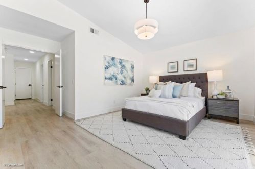 335 Whispering Brook Dr, Vista CA 92083-1956 exterior