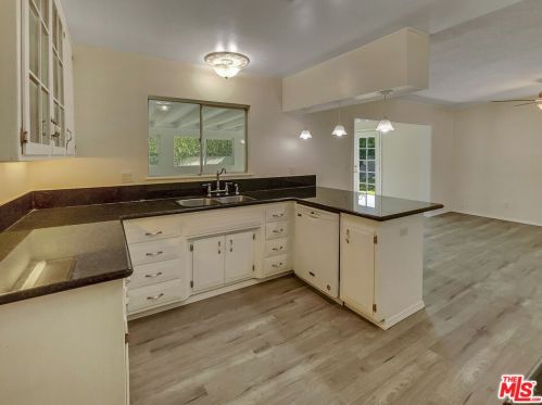 624 Hilda St, Anaheim CA  92806-4305 exterior