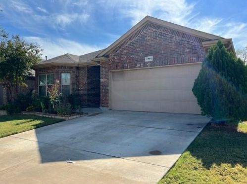 1716 Kachina Lodge Rd, Fort Worth TX  76131 exterior