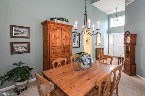 124 Copperfield Dr, Trenton NJ  08648-2583 exterior