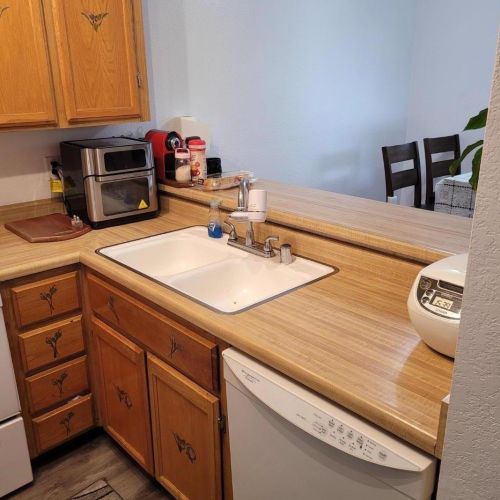 1063 Tekman Dr, San Jose, CA 95122-4210