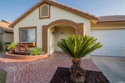 311 Morning Sky Dr, Perris, CA 92571-2631