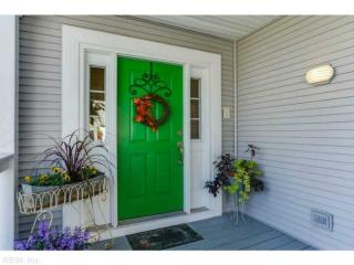 2413 Bay Oaks Pl, Norfolk VA  23518-6117 exterior