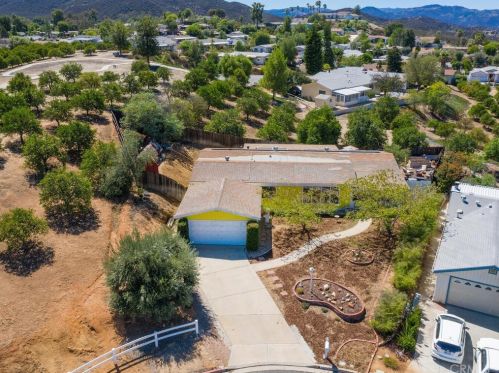 24650 Pitchfork Cir, Wildomar, CA 92595-8880