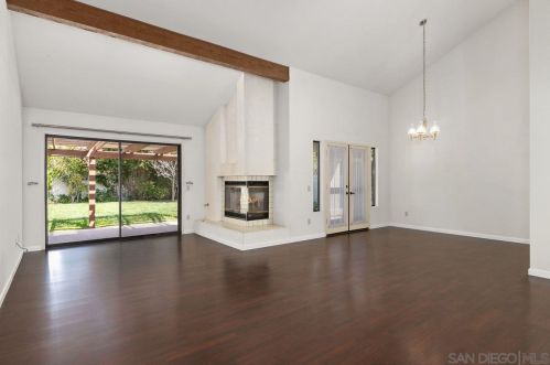 15525 Caldas De Reyes, San Diego, CA 92128-4459