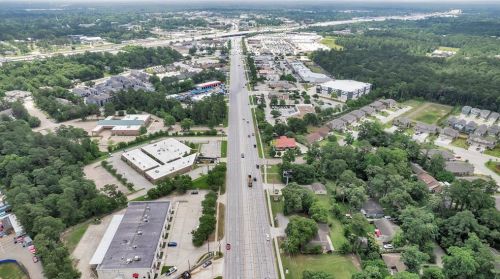 3007 Davis St, Conroe, TX 77301-7218