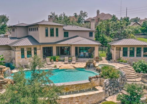 8708 Capehart Cv, Austin TX  78733-3260 exterior