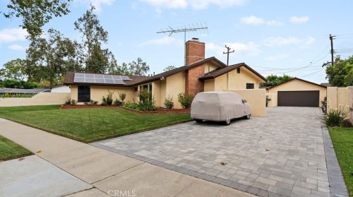 11112 Martha Ann Dr, Los Alamitos, CA 90720-2916
