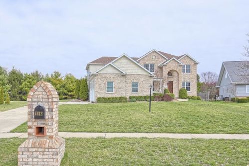 1412 Waterford Pl, Champaign, IL 61821-6973