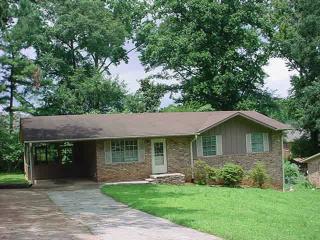 3390 Creek Valley Dr, Smyrna GA  30082-2519 exterior