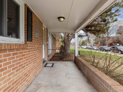 2959 Dexter St, Denver, CO 80207-2642