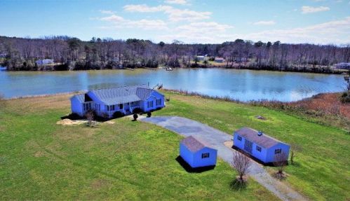 148 Dockside Ct, Montross, VA 22520