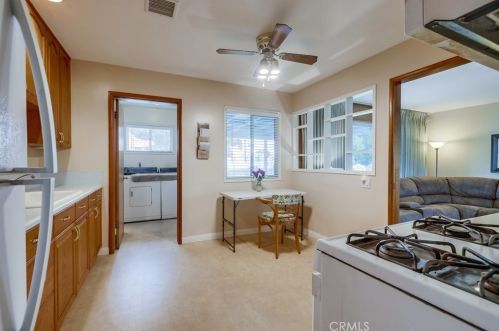 917 Ira Ct, Anaheim CA  92804-4007 exterior