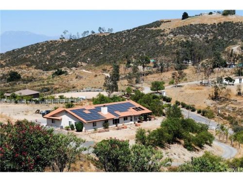 23132 Crab Hollow Cir, Wildomar, CA 92595-8355