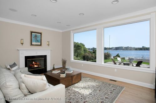 146 Conover Ln, Tinton Falls NJ 07701-6213 exterior