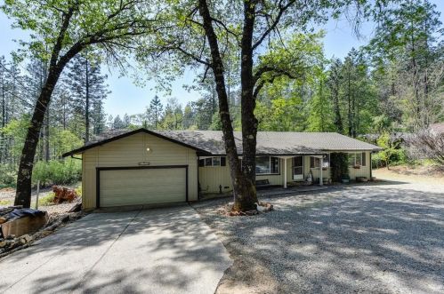 14715 Stinson Dr, Grass Valley, CA 95949-6719